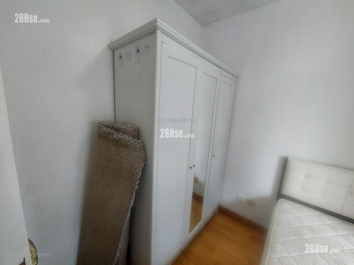 帝后華庭 售盤 1 房 , 1 浴室 322 平方呎