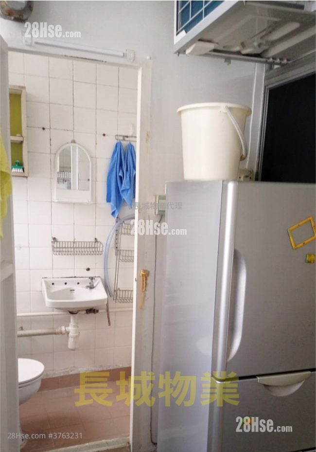 Fu Shin Estate Sell 1 Bedroom , 1 Bathroom 294 ft²