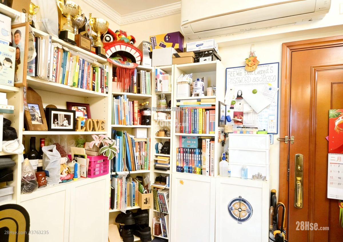 蔚蓝湾畔 售盘 2 房 490 平方尺