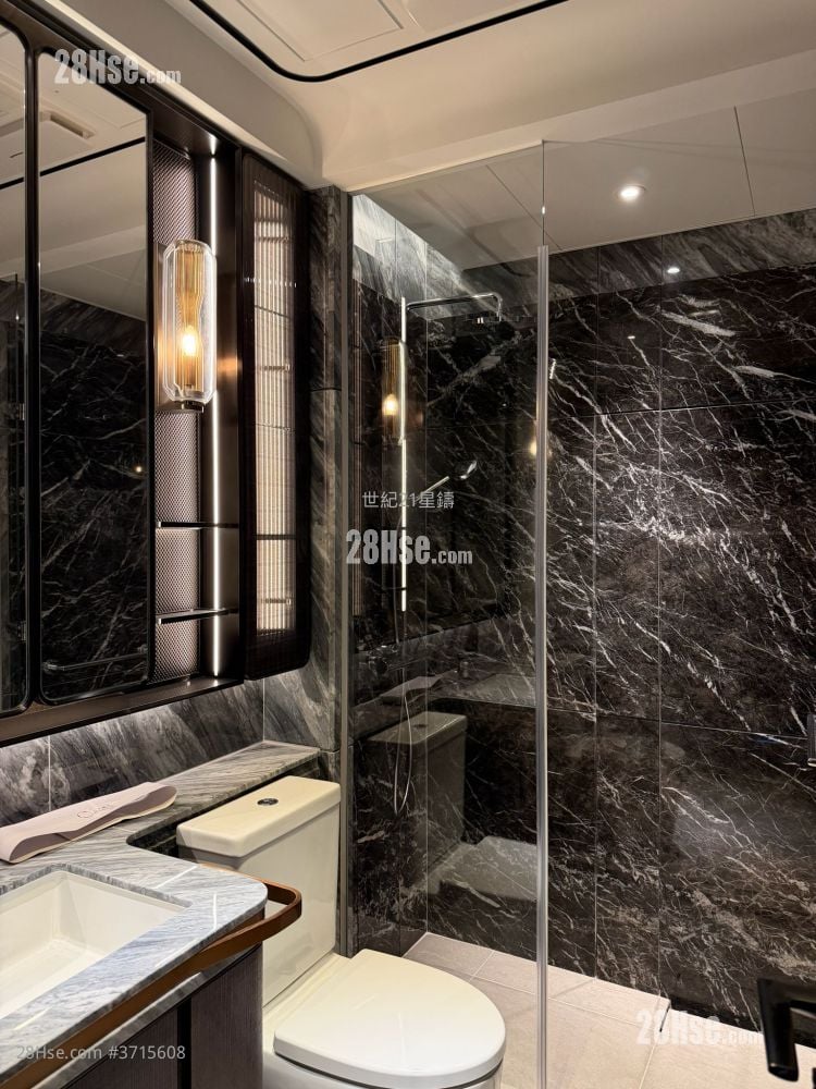Cullinan Sky Sell 4 Bedrooms , 3 Bathrooms 1,993 ft²