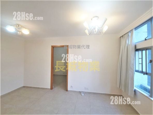 Yee Nga Court Sell 2 Bedrooms , 1 Bathroom 401 ft²