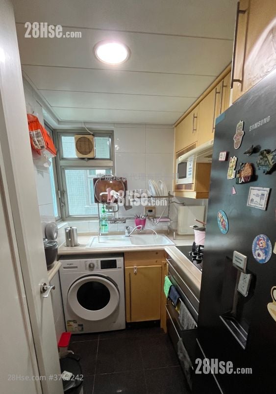 Park Central Sell 2 Bedrooms 465 ft²