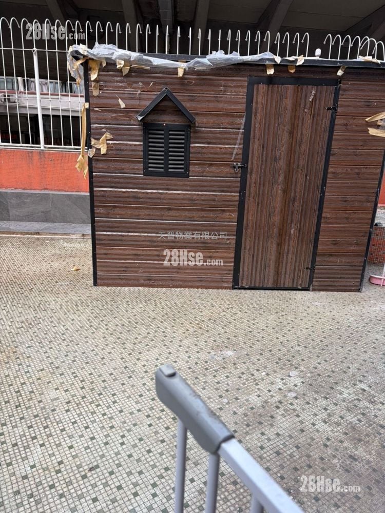 Co-Tack Building Sell 2 Bedrooms , 1 Bathroom 255 ft²