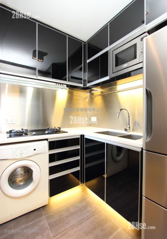 柏园 售盘 3 房 , 2 浴室 830 平方尺