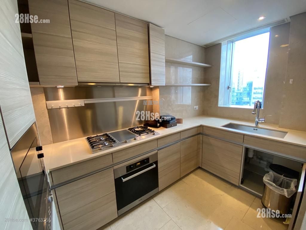 Chatham Gate Sell 4 Bedrooms , 3 Bathrooms 1,046 ft²