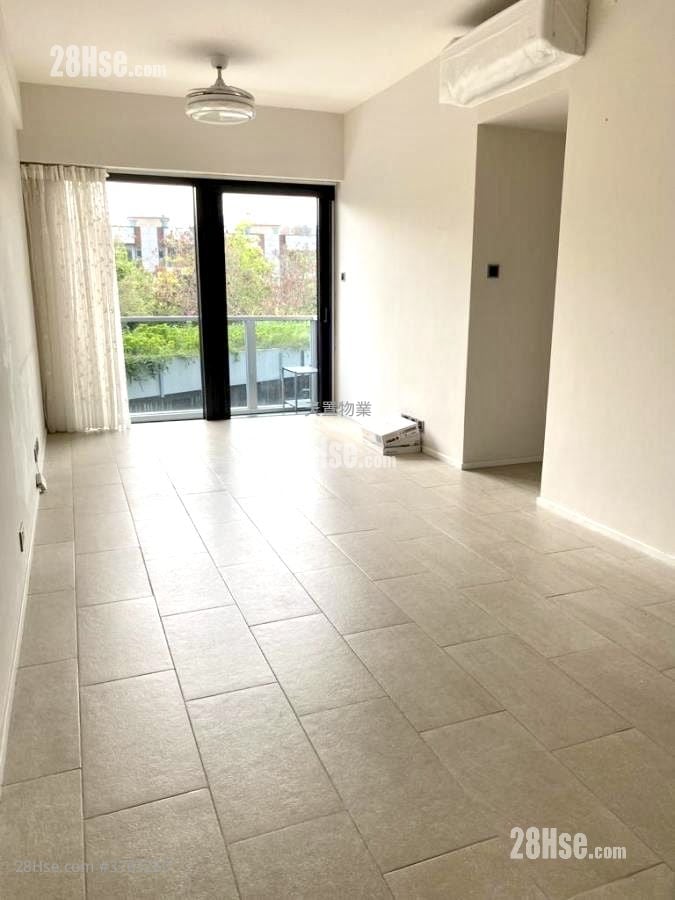 Park Hillcrest Sell 3 Bedrooms , 2 Bathrooms 635 ft²