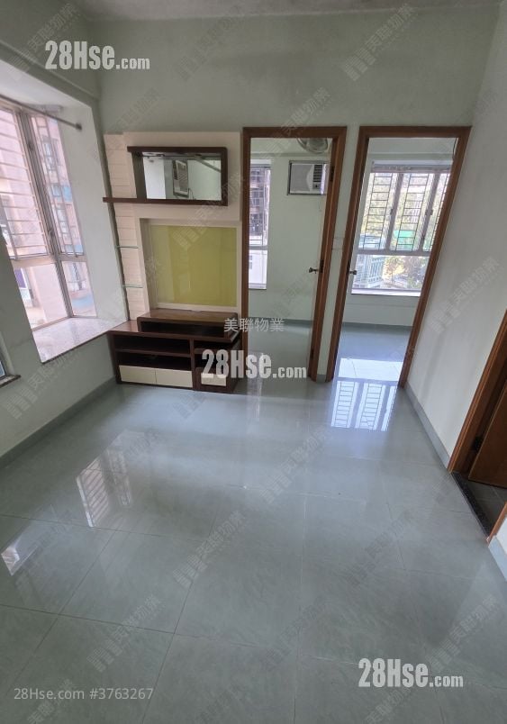 宝怡花园 售盘 2 房 415 平方尺