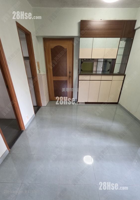 宝怡花园 售盘 2 房 415 平方尺