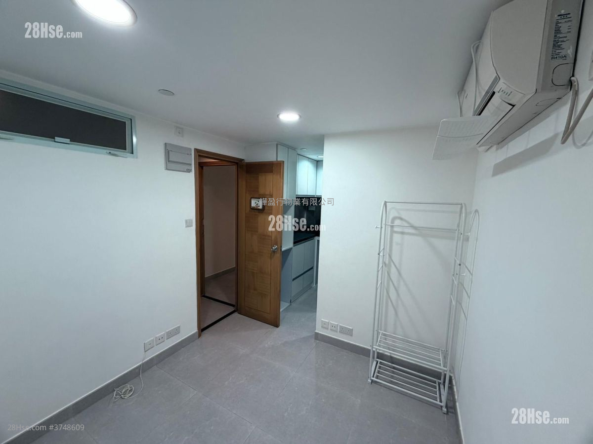 兆宜大廈 租盤 450 平方呎