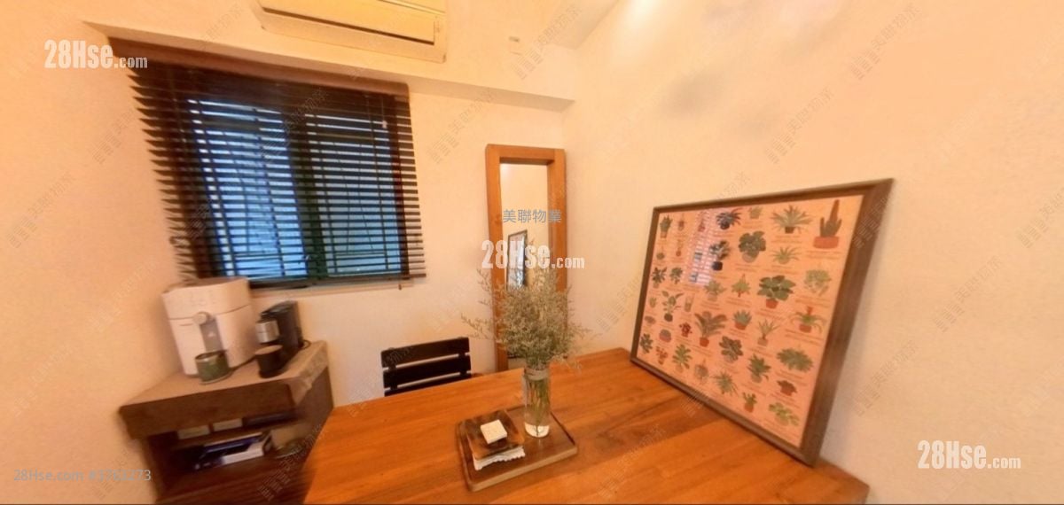 The Seacrest Sell 2 Bedrooms 434 ft²