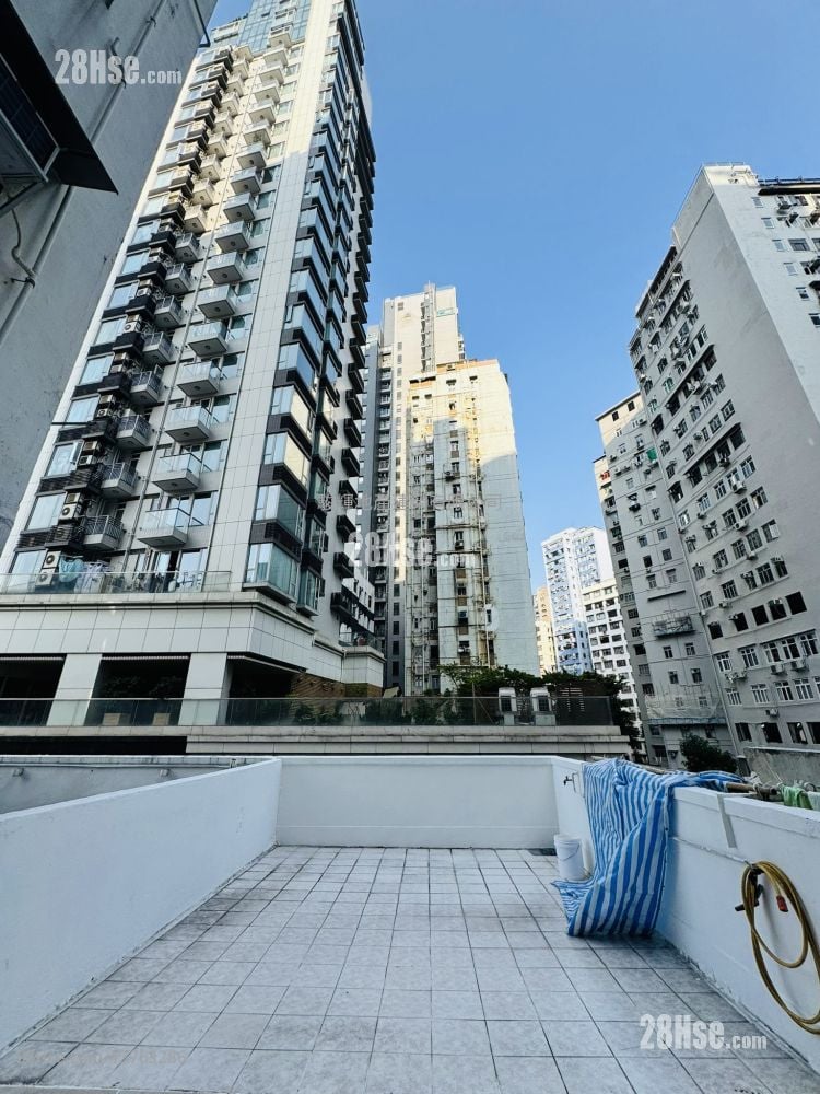 Yen Yee Mansion Sell 2 Bedrooms , 1 Bathroom 381 ft²