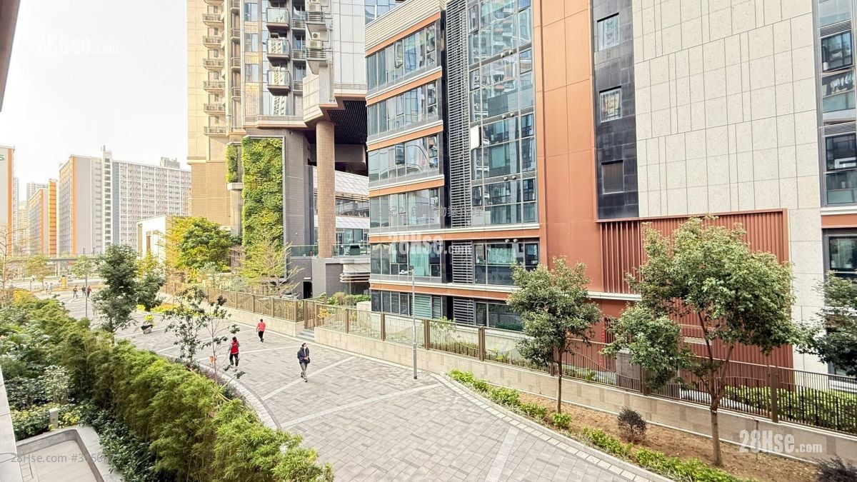 K. Summit Sell 1 Bedroom , 1 Bathroom 325 ft²