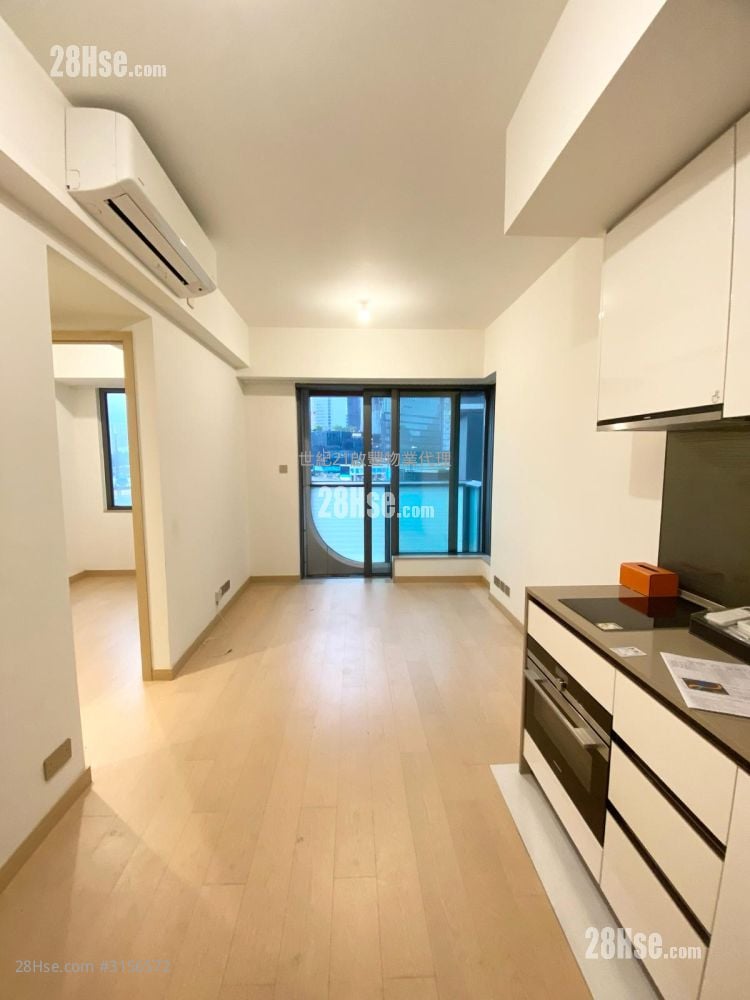 K. Summit Sell 1 Bedroom , 1 Bathroom 325 ft²