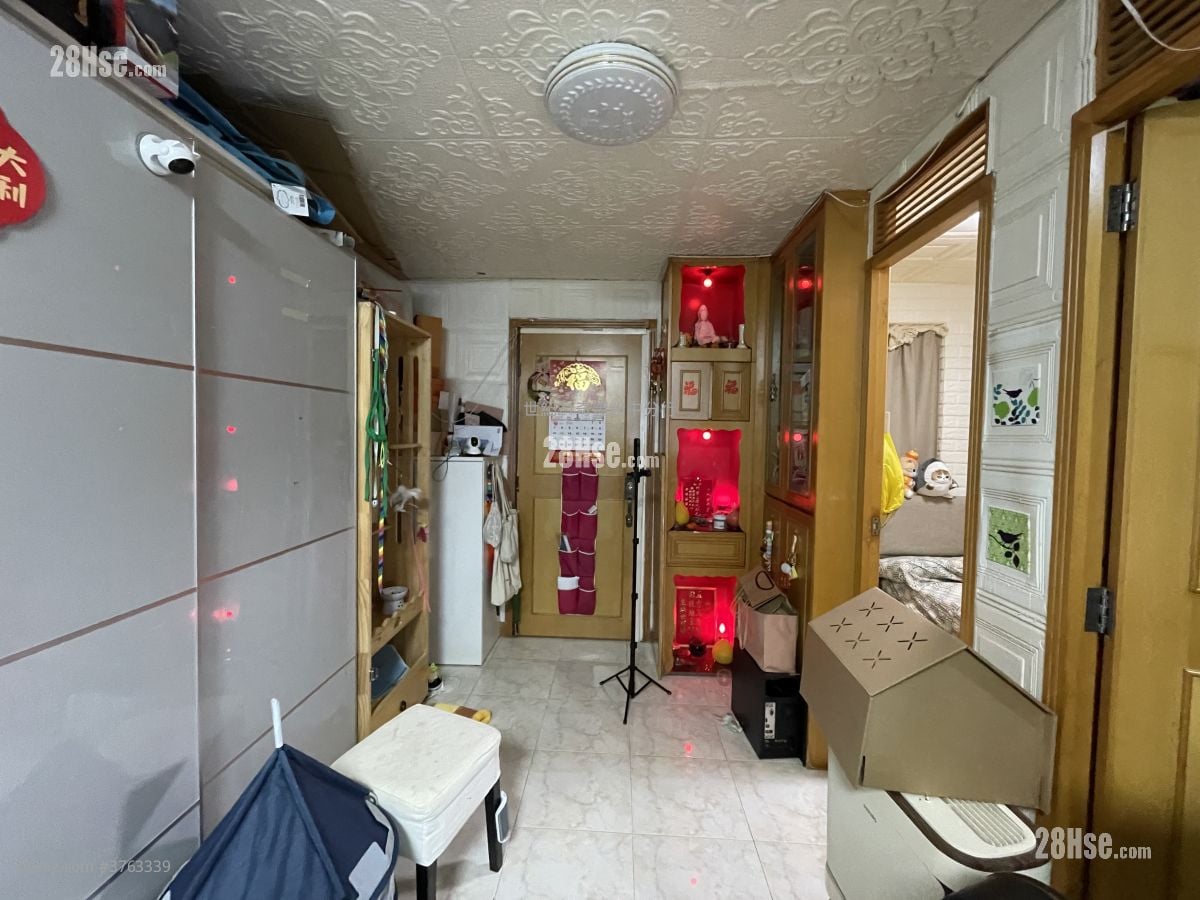 祥华邨 售盘 3 房 , 1 浴室 423 平方尺