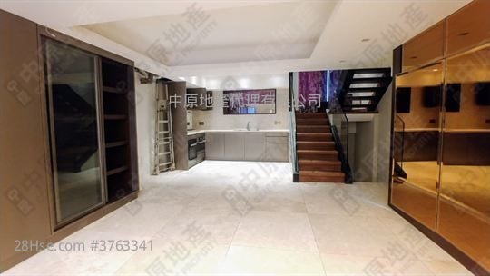 匡怡居 售盘 3 房 755 平方尺