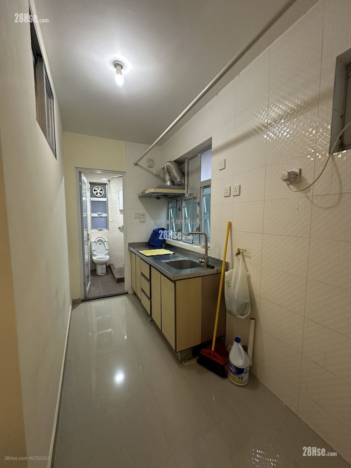 Village Sell 1 Bedroom , 1 Bathroom 300 ft²