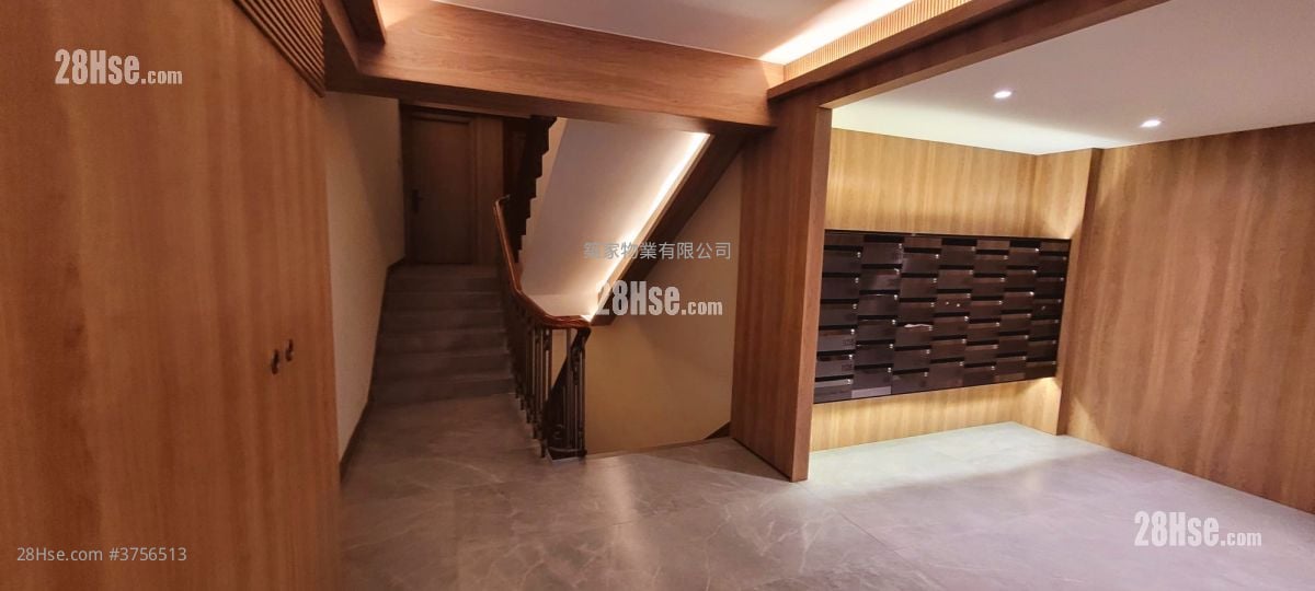 Hillview Sell 3 Bedrooms , 2 Bathrooms 1,350 ft²