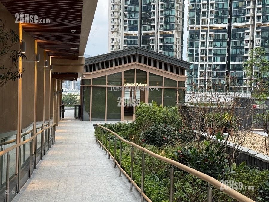 Seasons Place 售盘 3 房 665 平方尺