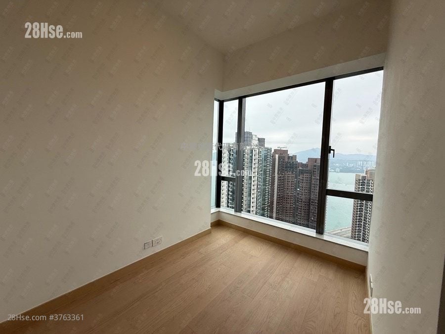 Seasons Place 售盘 3 房 665 平方尺