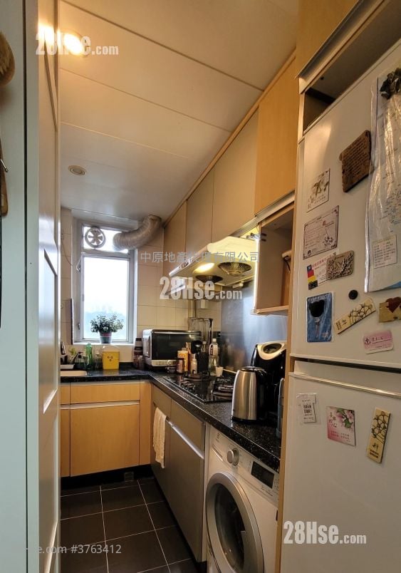 怡心园 售盘 3 房 584 平方尺