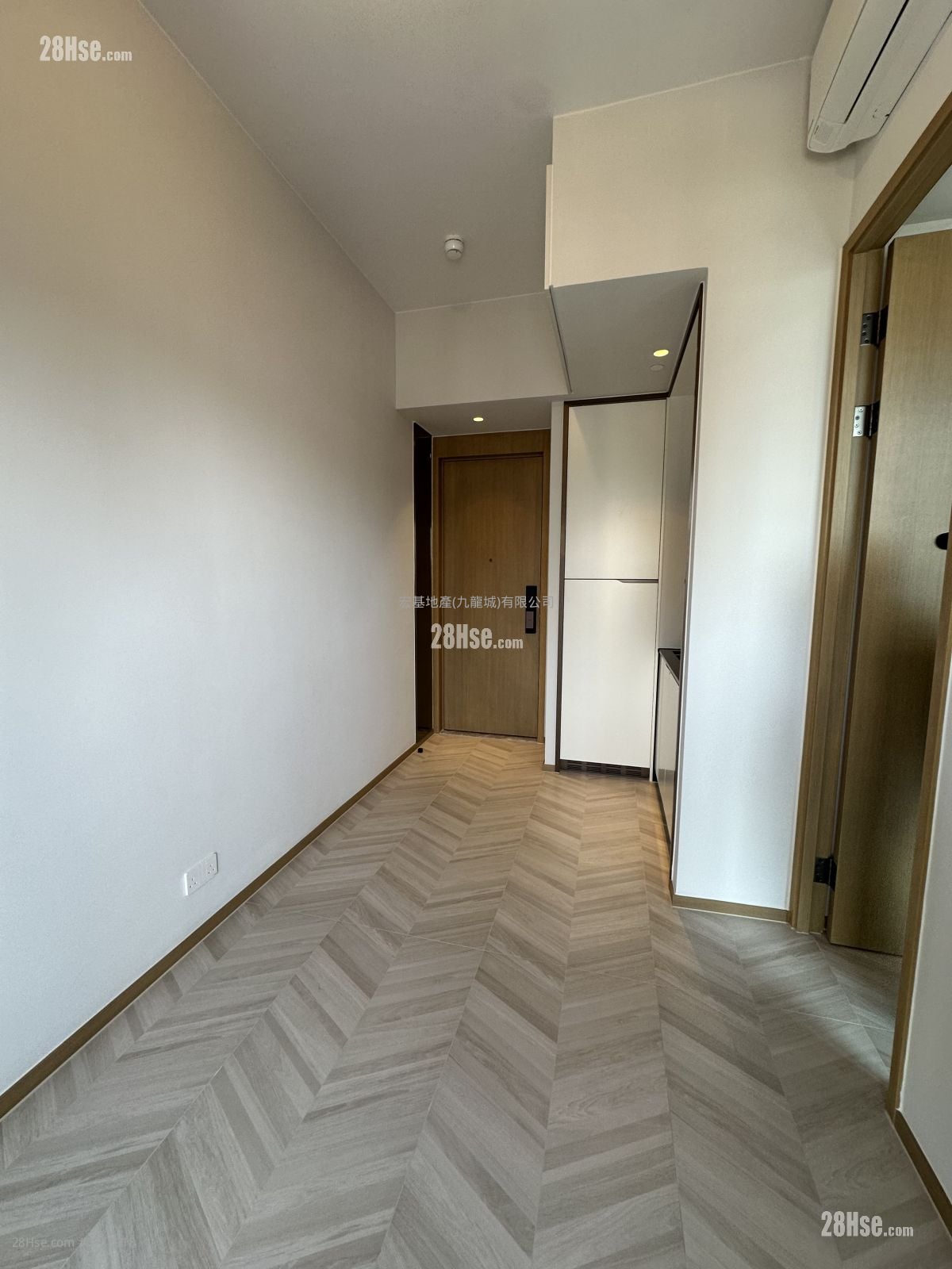 Eight Southpark Rental 1 Bedroom , 1 Bathroom 263 ft²