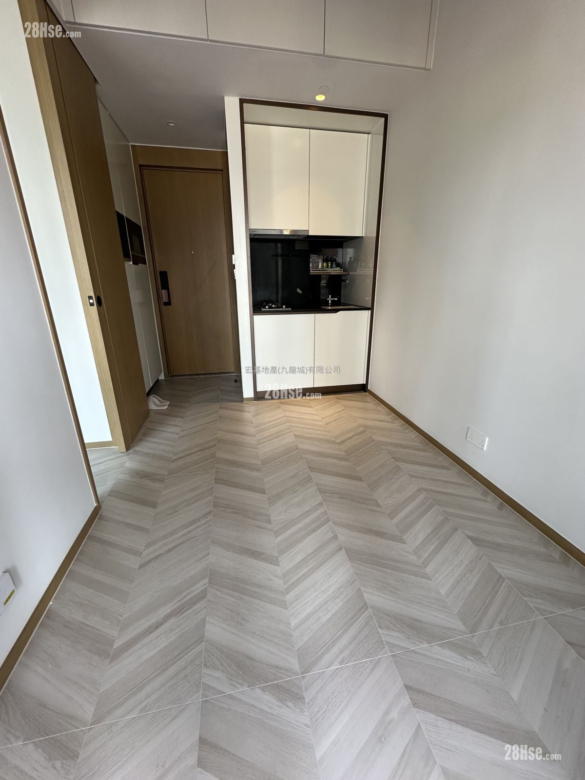 Eight Southpark Rental 1 Bedroom , 1 Bathroom 263 ft²