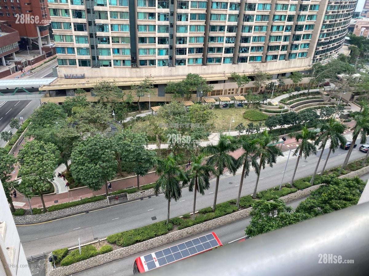 红磡湾中心 售盘 4 房 , 2 浴室 956 平方尺