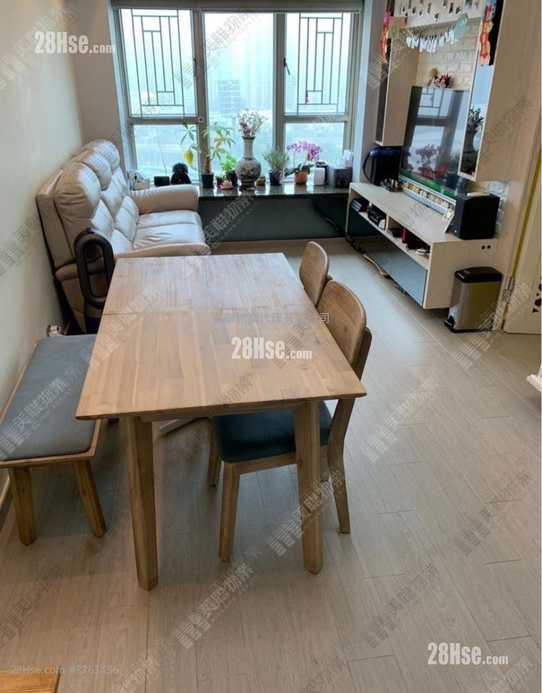 Tseung Kwan O Plaza Sell 3 Bedrooms 648 ft²