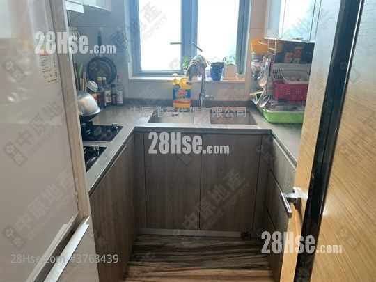 峻峦 售盘 3 房 606 平方尺