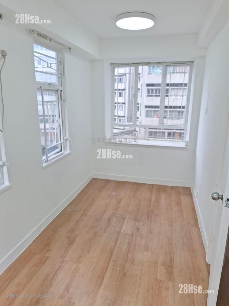 明晖大厦 售盘 1 房 , 1 浴室 229 平方尺