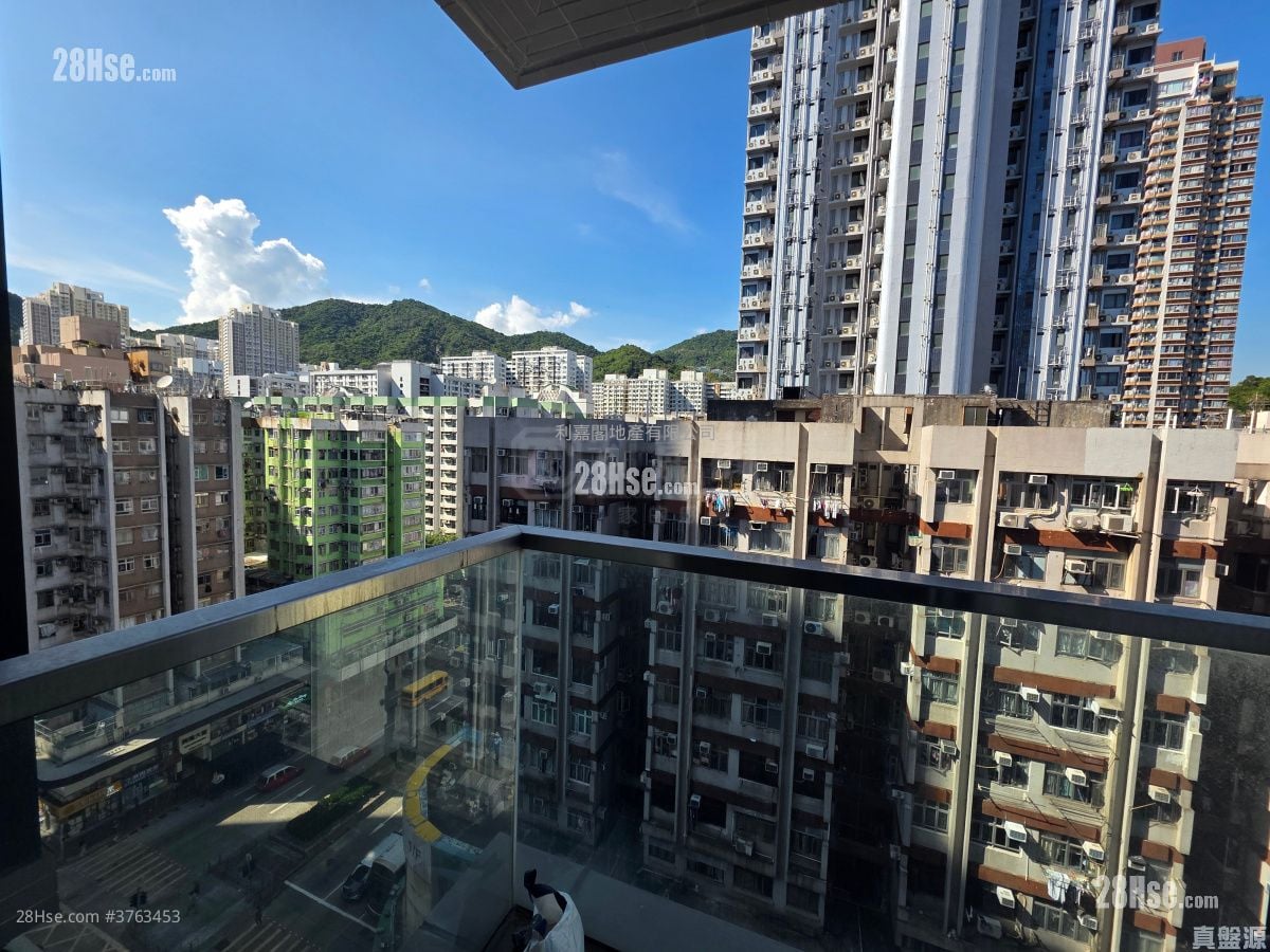 Giovane Sell 1 Bedroom , 1 Bathroom 224 ft²