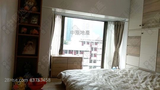 宝翠园 售盘 3 房 889 平方尺