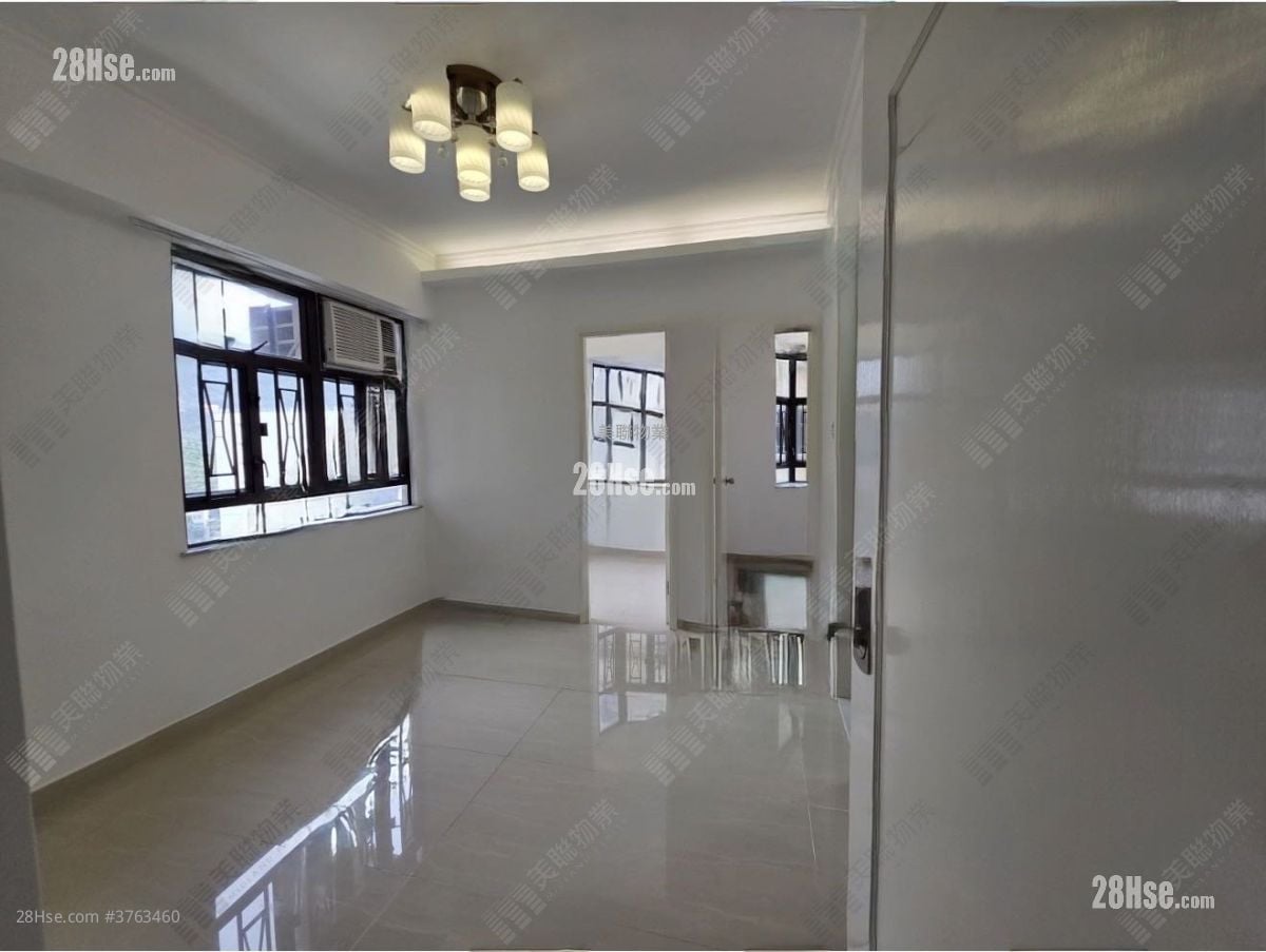 伟华中心 售盘 2 房 , 1 浴室 308 平方尺