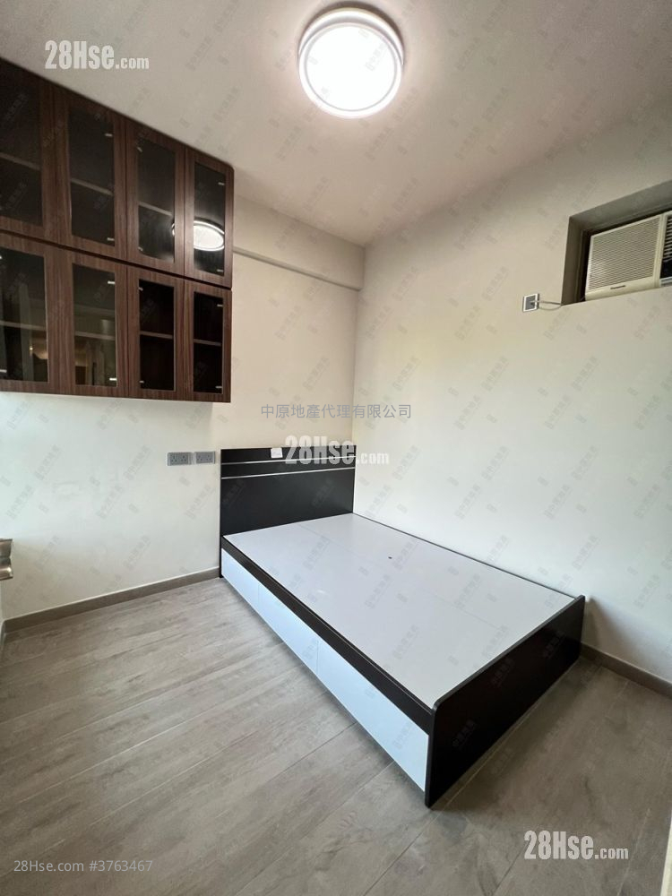 Yoho Town 售盘 3 房 516 平方尺