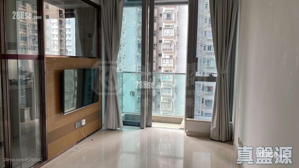 Imperial Kennedy Sell 2 Bedrooms 558 ft²