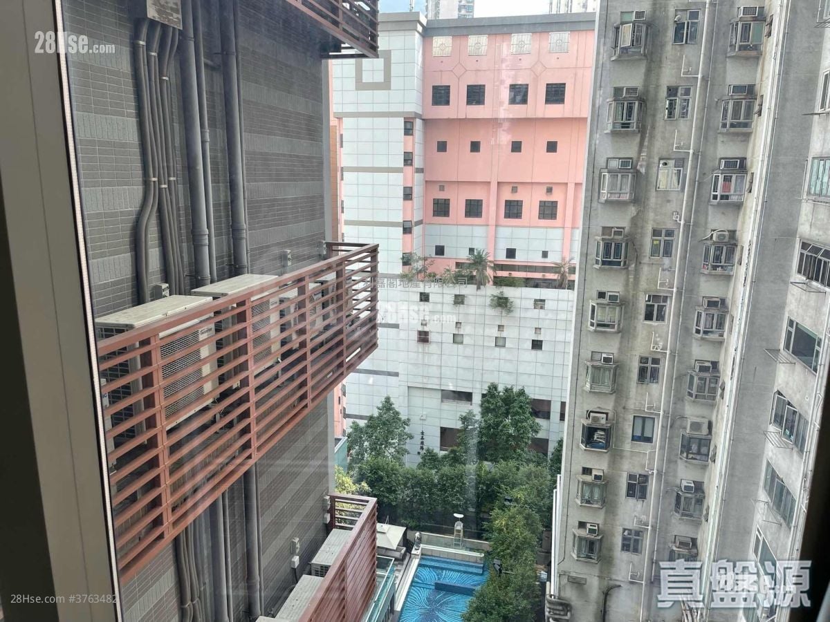 Imperial Kennedy Sell 2 Bedrooms 558 ft²