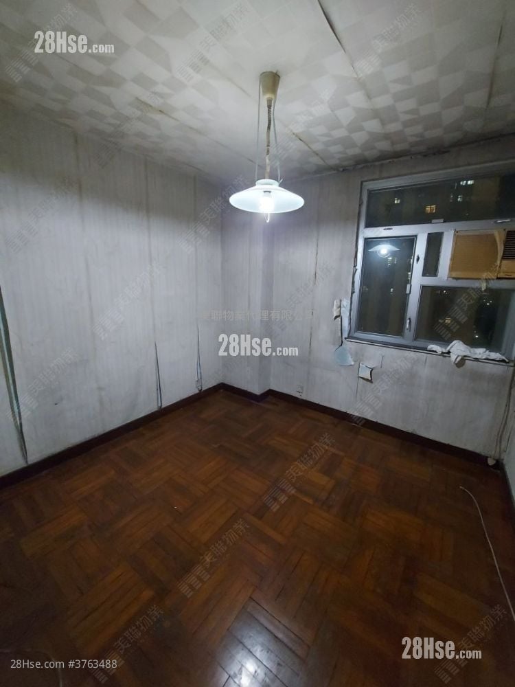 美孚新邨 售盘 3 房 , 2 浴室 906 平方尺