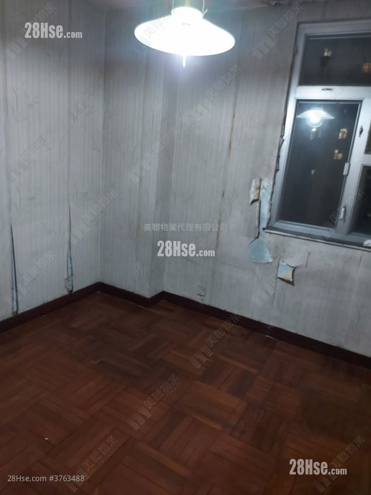 美孚新邨 售盘 3 房 , 2 浴室 906 平方尺