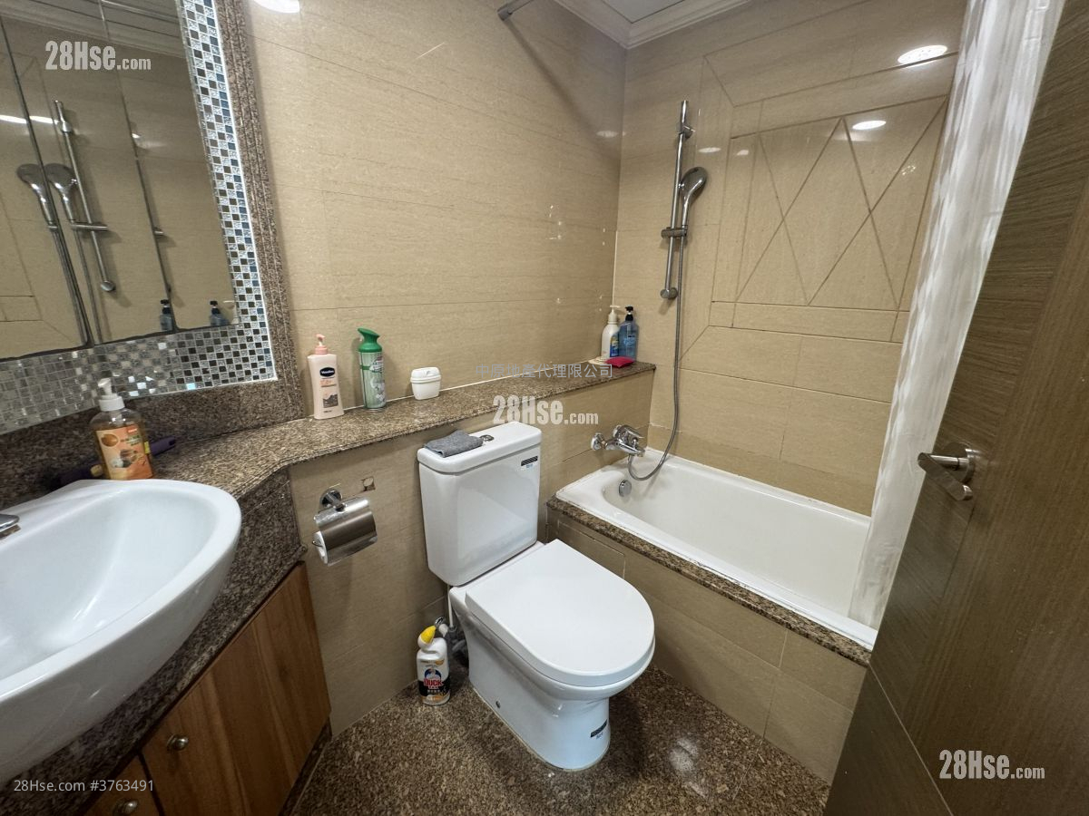 映湾园 售盘 4 房 956 平方尺