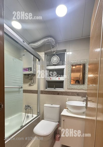 Mei Foo Sun Chuen Sell 3 Bedrooms , 2 Bathrooms 658 ft²