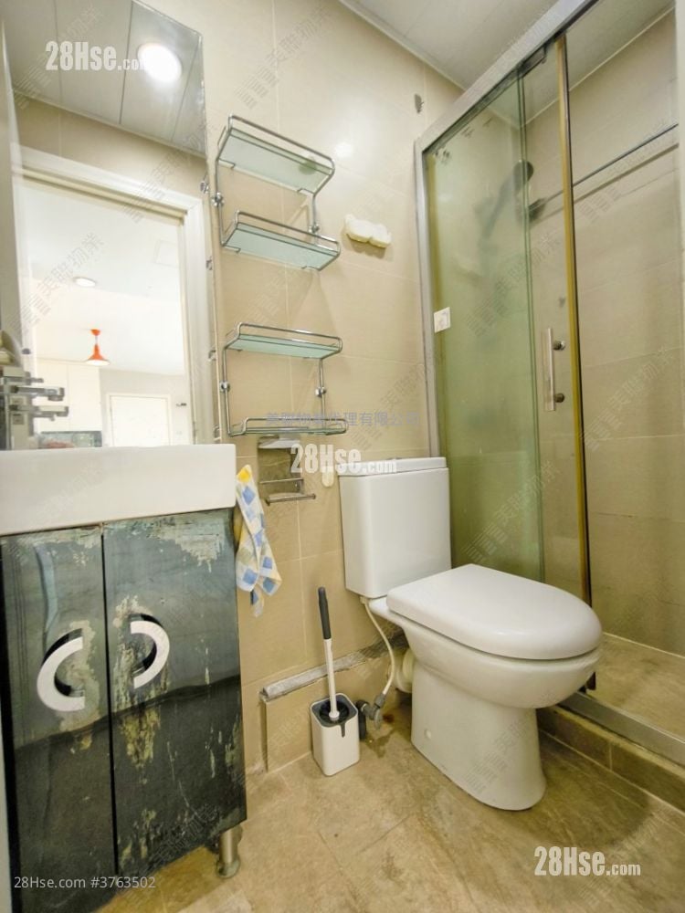 美孚新邨 售盘 2 房 , 2 浴室 631 平方尺