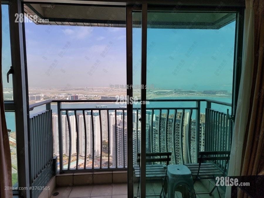 Caribbean Coast Sell 4 Bedrooms , 2 Bathrooms 971 ft²