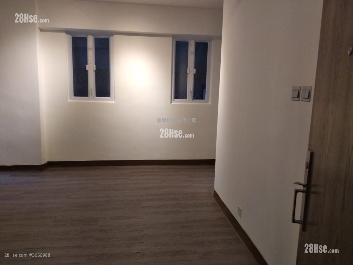 美東大廈 租盤 開放式間隔 , 1 浴室 298 平方呎