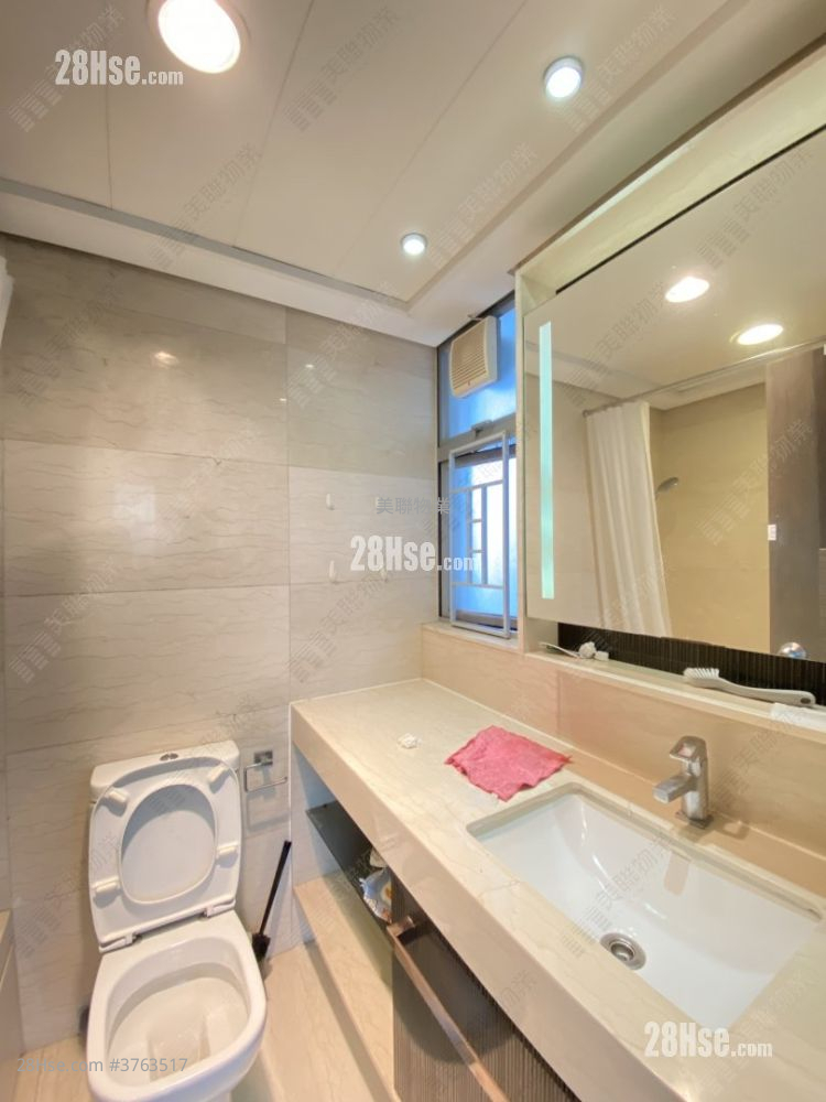 溱岸8号 售盘 3 房 , 2 浴室 725 平方尺