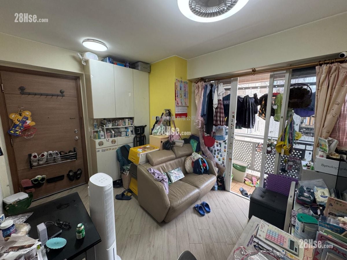 新港豪庭 售盘 2 房 , 1 浴室 348 平方尺