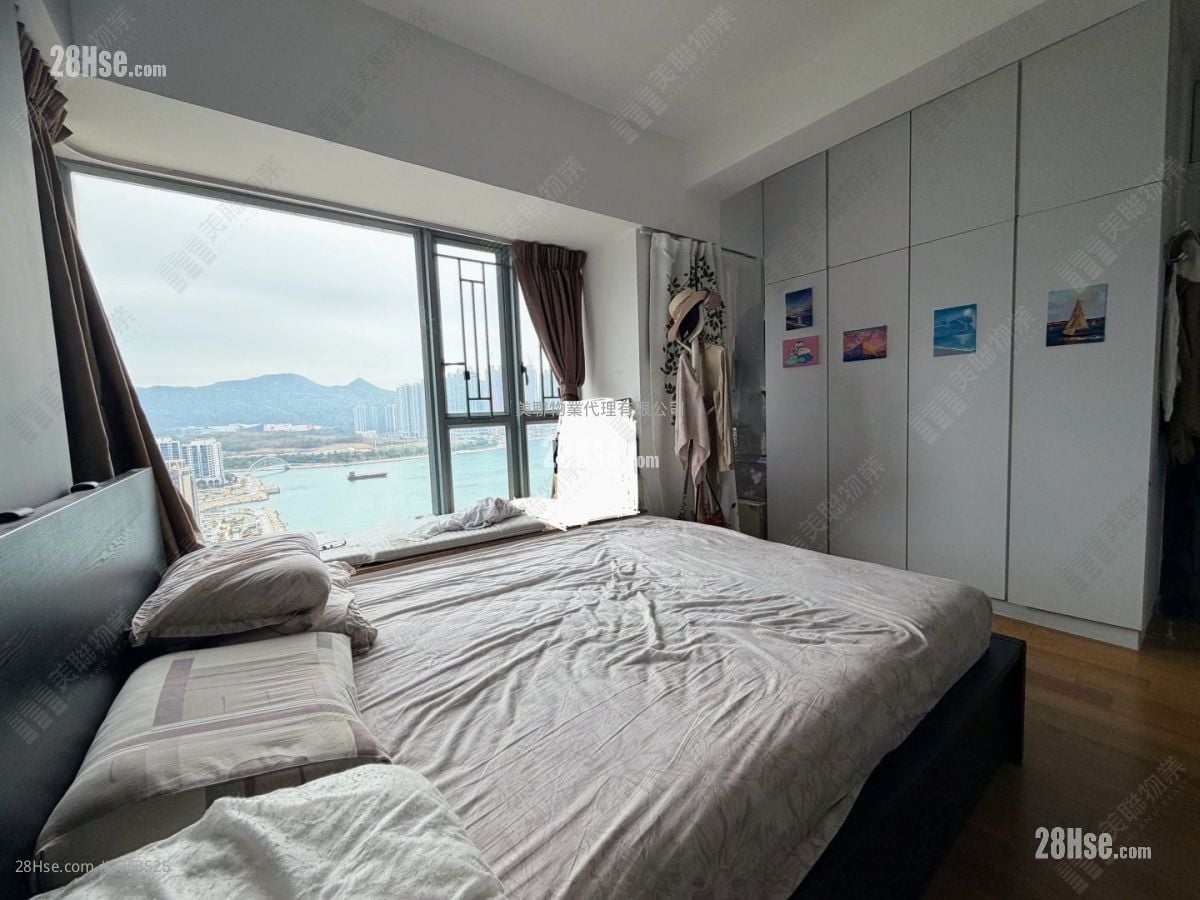 维景湾畔 售盘 2 房 765 平方尺