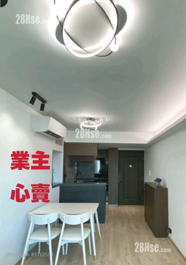 晓峰湾畔 售盘 2 房 482 平方尺