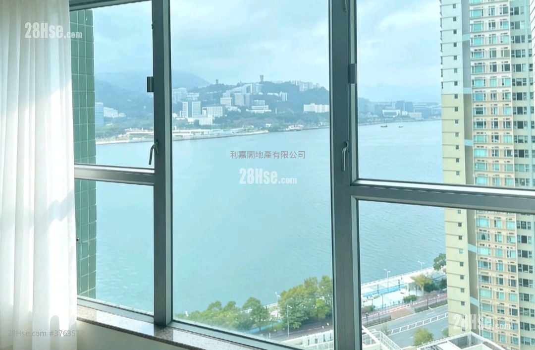 晓峰湾畔 售盘 2 房 482 平方尺