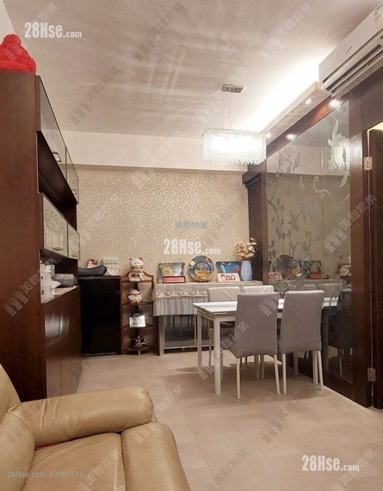 8 Royal Green Sell 3 Bedrooms 594 ft²