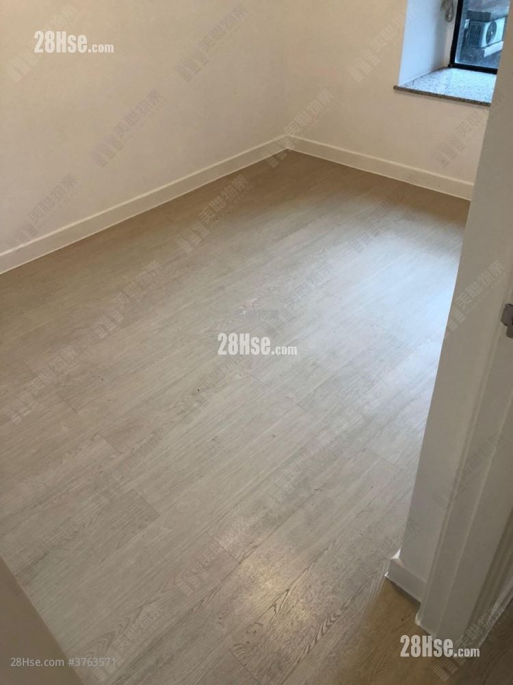 新城市广场 售盘 3 房 1,018 平方尺